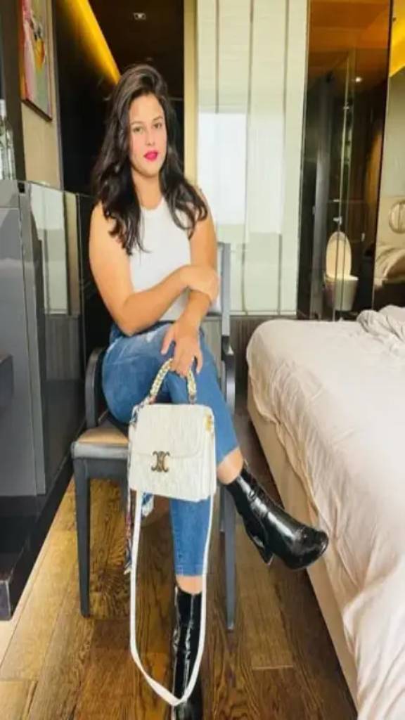 Lado Sarai call girl service